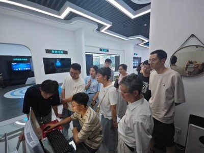 皖江工學院 以教育信息科學技術開發(fā)驅(qū)動教學創(chuàng)新與人才培養(yǎng)